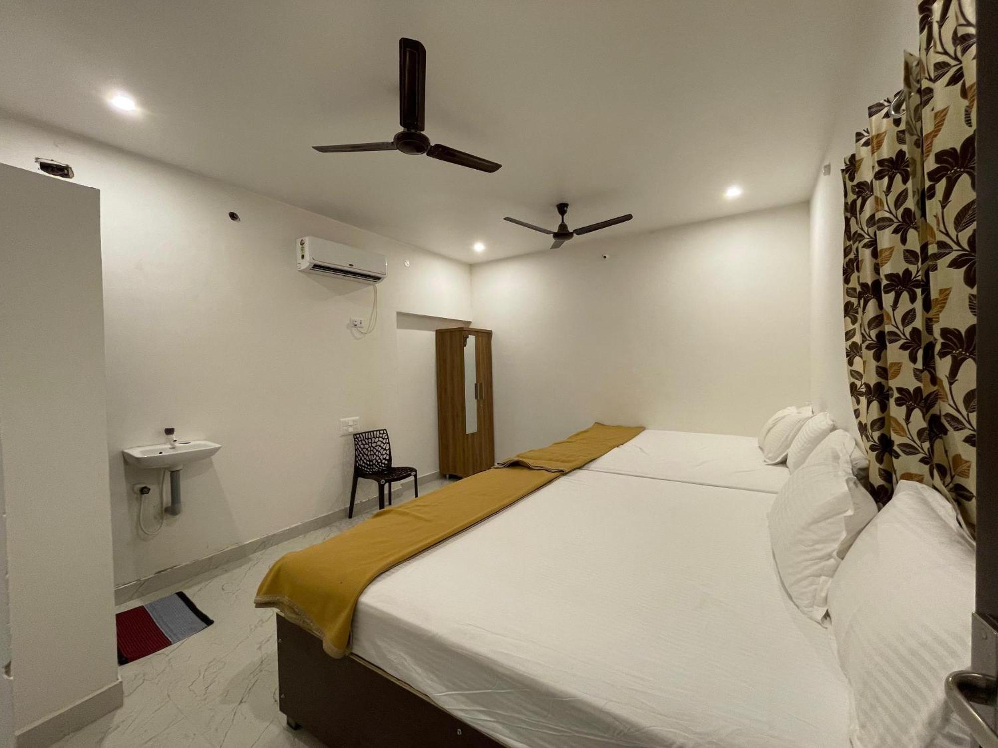 Mks Homes Tirukkadaiyur Экстерьер фото